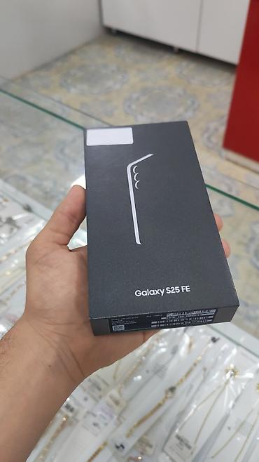 səs kart: Samsung Galaxy S25 FE, 256 GB, rəng - Bənövşəyi, İki sim kartlı — 1