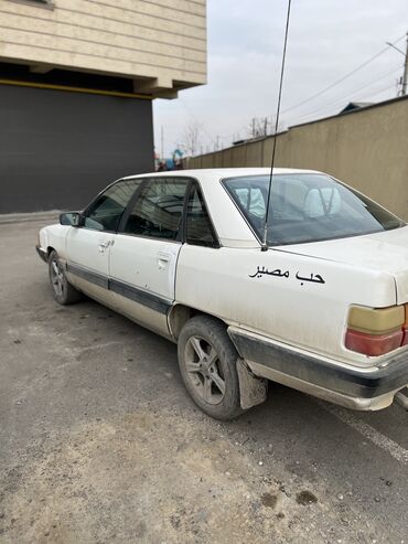 Audi: Audi 100: 1986 г., 1.8 л, Механика, Бензин, Седан