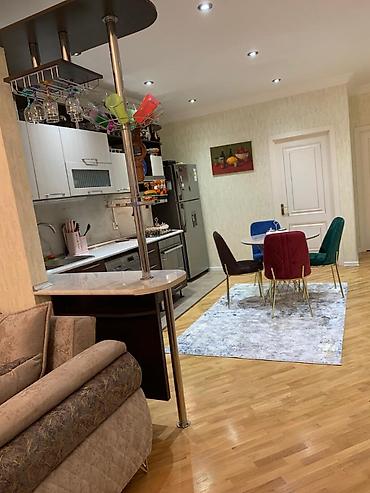 Mənzillər: 3 otaqlı, Yeni tikili, 82 kv. m — 6