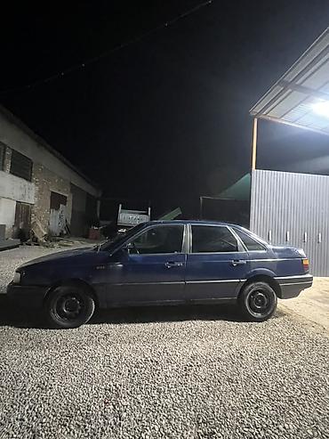 pass: Volkswagen Passat: 1991 г., 1.8 л, Седан — 4
