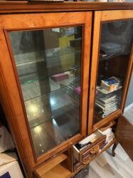 i̇sti pol: İşlənmiş, Servant, Kredit yoxdur, Rumıniya