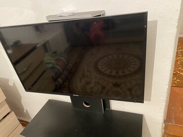 настенный кронштейн для телевизора: Телевизор Hisense, плоская панель, диагональ около 40–43 дюймов