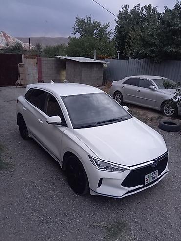 BYD: BYD E2: 2021 г., 1 л, Автомат, Электромобиль, Хэтчбэк — 5