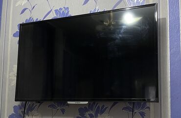 Телевизоры: Продаю тв Yasin 43 дюйма диагональ,без интернета 10000 с
