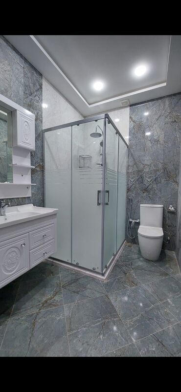 Duş kabinaları, arakəsmələr: Yeni Üstü açıq kabina, Künc üçün, Pulsuz çatdırılma — 6