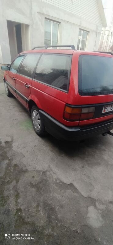 Volkswagen: Volkswagen Passat: 1991 г., 1.8 л, Механика, Бензин, Универсал