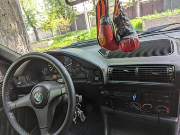 масло бмв: BMW 5 series: 1991 г., 2.5 л, Механика, Бензин, Седан