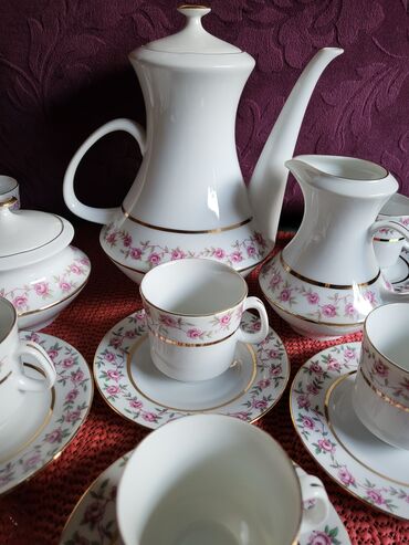 Kuhinjski setovi: Servis nov za kafu Epiag Bohemija 1950g + Cehoslovacka na lalafo.rs — 8 Kuhinjski setovi: Servis nov za kafu Epiag Bohemija 1950g + Cehoslovacka — 8