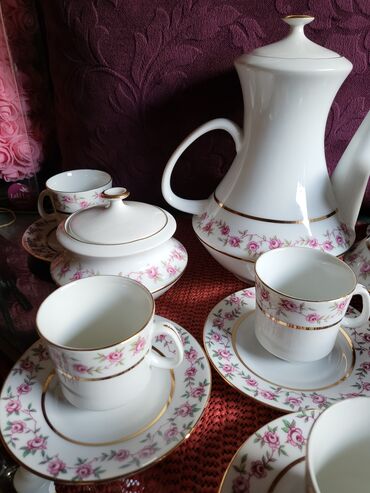 Kuhinjski setovi: Servis nov za kafu Epiag Bohemija 1950g + Cehoslovacka na lalafo.rs — 7 Kuhinjski setovi: Servis nov za kafu Epiag Bohemija 1950g + Cehoslovacka — 7