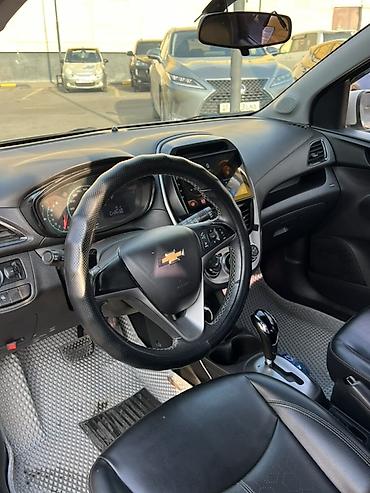 спарк сиденье: Chevrolet Spark: 2017 г., 1 л, Автомат, Бензин, Хэтчбэк — 6