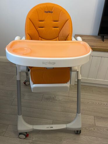 Gəzinti arabaları: Sabiwbaki…. Pegperego Brendi masa yaxshi veziyyetdedi 130man satilir