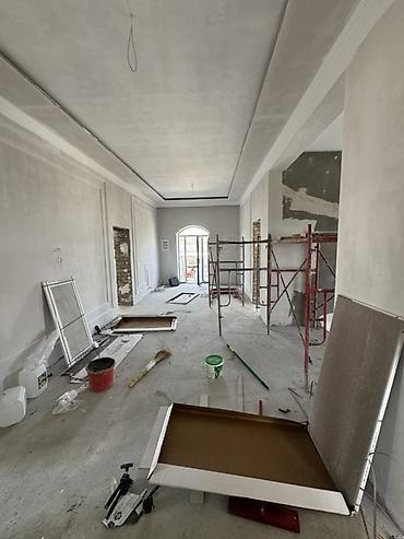 Продажа коттеджей и домов: 6 комнат и более, 280 м², 4 соток, Бишкек, Собственник — 11