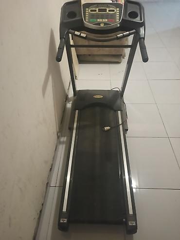 İdman və istirahət: Facile elektrikli qaçış trenajoru - Konsolda 3 LED displey - 400 m — 3