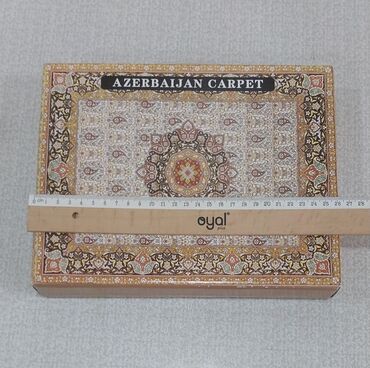 Hədiyyələr: Xalça toxuculuq dəsti – Azərbaycan motivli, əl işidir. Dəstdə ağacdan — 17