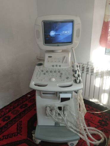 Медицинское оборудование: Срочно Срочно продается УЗИ аппарат Тошиба(японский) в комплекте at lalafo.kg — 11 Медицинское оборудование: Срочно Срочно продается УЗИ аппарат Тошиба(японский) в комплекте — 11