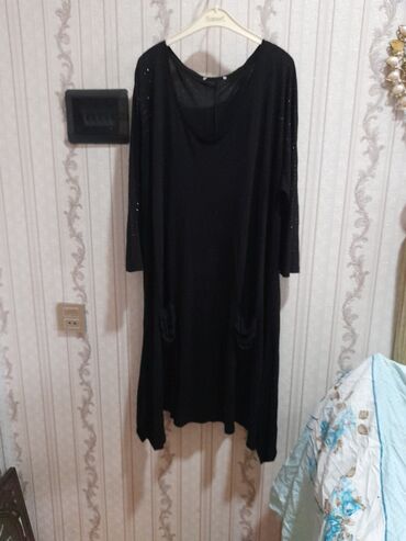 сдаю бутик бишкек в Азербайджан | НИЖНЕЕ БЕЛЬЕ: Платье 2XL (44), цвет - Черный
