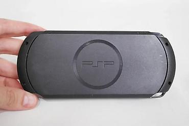 second hand electronics: U ponudi Sony PSP konzola sa naslova, konzola je odlično očuvana sa — 9