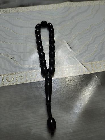 Qara misbaha – klassik dizayn - Material: qara rəngli, parlaq səthli