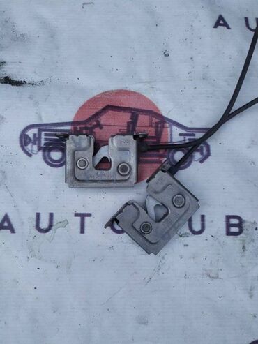 коропка бмв: Замок капота BMW 3-SERIES E90 N46B20B 2008 (б/у)