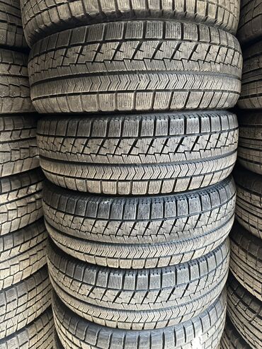 Шины: Шины 215 / 65 / R 16, Зима, Б/у, Комплект, Легковые, Япония, Bridgestone