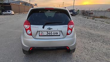sprinter 4 4: Chevrolet Spark: 2014 г., 1 л, Автомат, Бензин, Лифтбек — 6