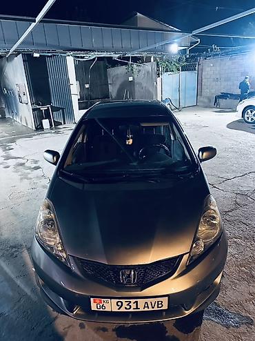 кю 7: Honda Fit: 2009 г., 1.5 л, Автомат, Бензин, Хэтчбэк — 2