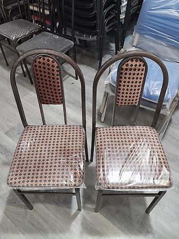 makyaj masa: Metal karkaslı yumru arxalı oturacaqlar – 2 ədəd dəst - Material: toz — 2