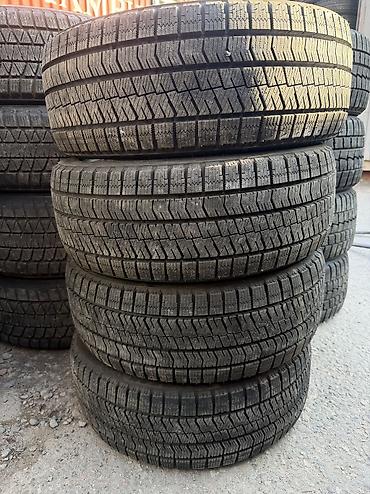 Шины 225 / 40 / R 18, Зима, Б/у, Комплект, Легковые, Япония, Bridgestone