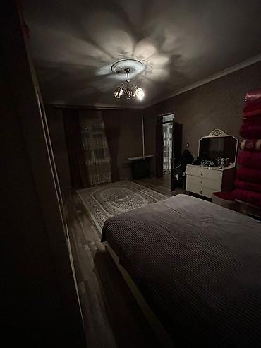 reception masa: Cermetde ev satilir orta temirli 5 otaq heyetde hamam tualet evde — 6