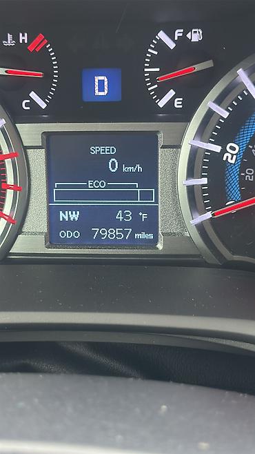 Toyota: Toyota 4Runner: 2018 г., 4 л, Автомат, Бензин, Внедорожник — 13