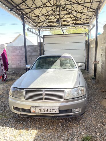 продаю в связи переездом: Nissan Cedric: 2001 г., 2.4 л, Автомат, Бензин, Седан