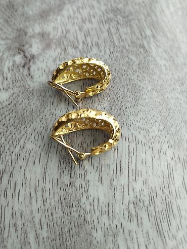Sırğalar: Qızılı rəngli qadın sırğası – bal pətəyi naxışlı - Material: qızılı — 8