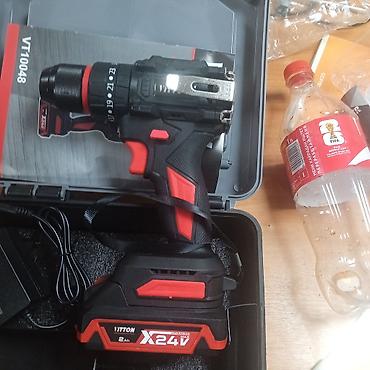 black decker: Аккумуляторная дрель‑шуруповерт VITTON VT10048 - Питание — 1