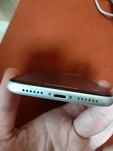 Apple iPhone: IPhone Xr, Б/у, 128 ГБ, Белый, Кабель, 94 % — 12