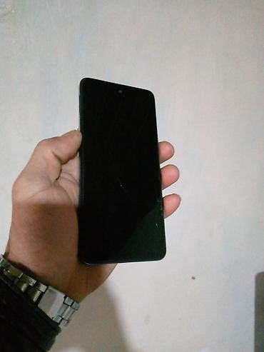 hot 40i: Infinix Hot 40i 256 yadaş heç bir problem yoxdur sadece ekranı azca — 2