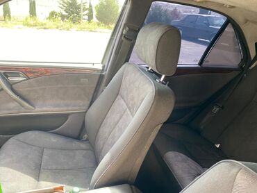 Mercedes-Benz: Mercedes-Benz E-Class: 2.8 l | 2000 il Sedan — 15