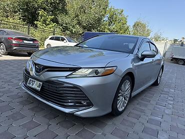 rr: Toyota Camry: 2018 г., 2.5 л, Вариатор, Гибрид, Седан — 3
