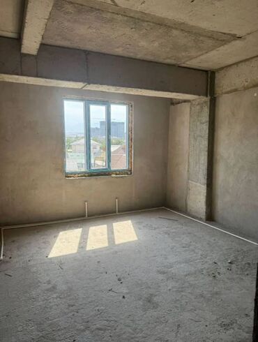 2 бөлмө, 65000 кв. м, Элитка, 8 кабат, ПСО (өзү оңдоп түзөтүп бүтүү үчүн)