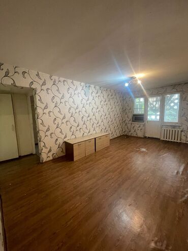 Продажа квартир: 2 комнаты, 42 м², 104 серия, 3 этаж, Косметический ремонт