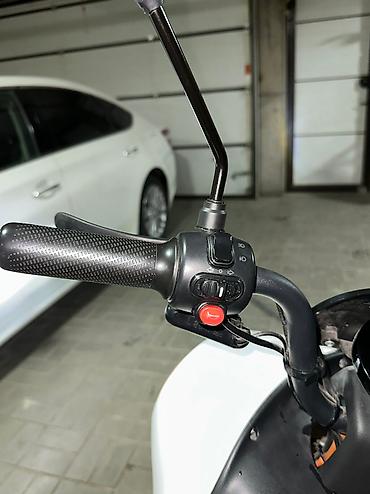 Скутеры: Тип скутера 150 куб. см, Электро, Б/у — 4