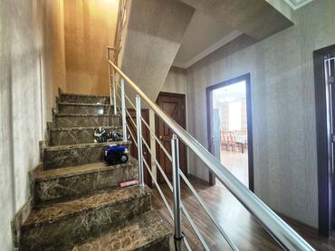 Yeni tikili: Bakıxanov qəs., 4 otaqlı, Yeni tikili, 200 kv. m -da lalafo.az — 18 Yeni tikili: Bakıxanov qəs., 4 otaqlı, Yeni tikili, 200 kv. m — 18