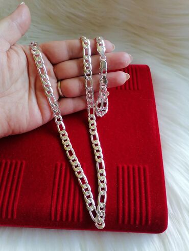 Ogrlice: Komplet ogrlica i narukvica
Cena:2200din na lalafo.rs — 7 Ogrlice: Komplet ogrlica i narukvica
Cena:2200din — 7