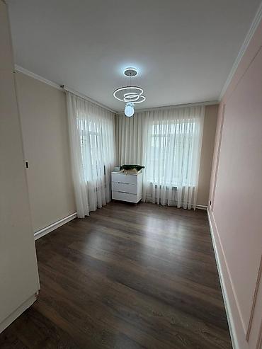 Продажа коттеджей и домов: 📍Арча-Бешик 🔘5-комнат 🔘2 этажа 🔘240м² Продается двухэтажный дом — 9