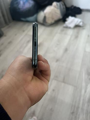 apple iphone se: Apple iPhone 11 Pro, цвет Midnight Green - Тройная основная камера 12 — 3