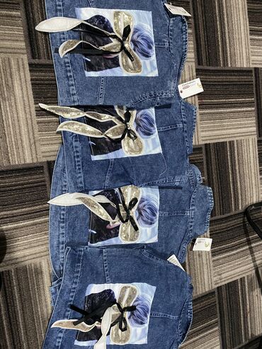 Джинсы: Продаю джинсовки для девочек, качество 🔥🔥🔥Китай производство Пекин