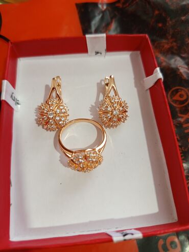 tek qaş: Üzük və sırğalar - Rəng: qızılı qirmizi rus qizili rengi rose gold -