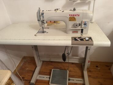 modio m19 5g: Yamata sənaye tikiş maşını – stol və pedal komplekti ilə -