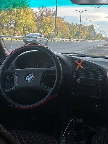 bnw 34: BMW 3 series: 1992 г., 1.8 л, Механика, Бензин, Седан — 2