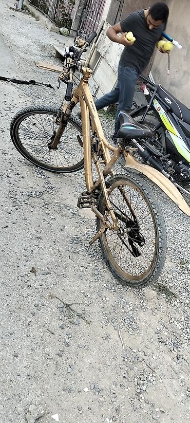 velosiped qiymetleri: Dağ/şosse hibrid tipli velosiped - 26" təkərlər, kobud protektorlu — 1