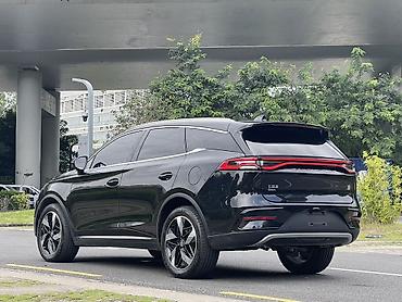 sp 4: BYD Tang: 2023 г., 1.5 л, Автомат, Гибрид, Кроссовер — 6